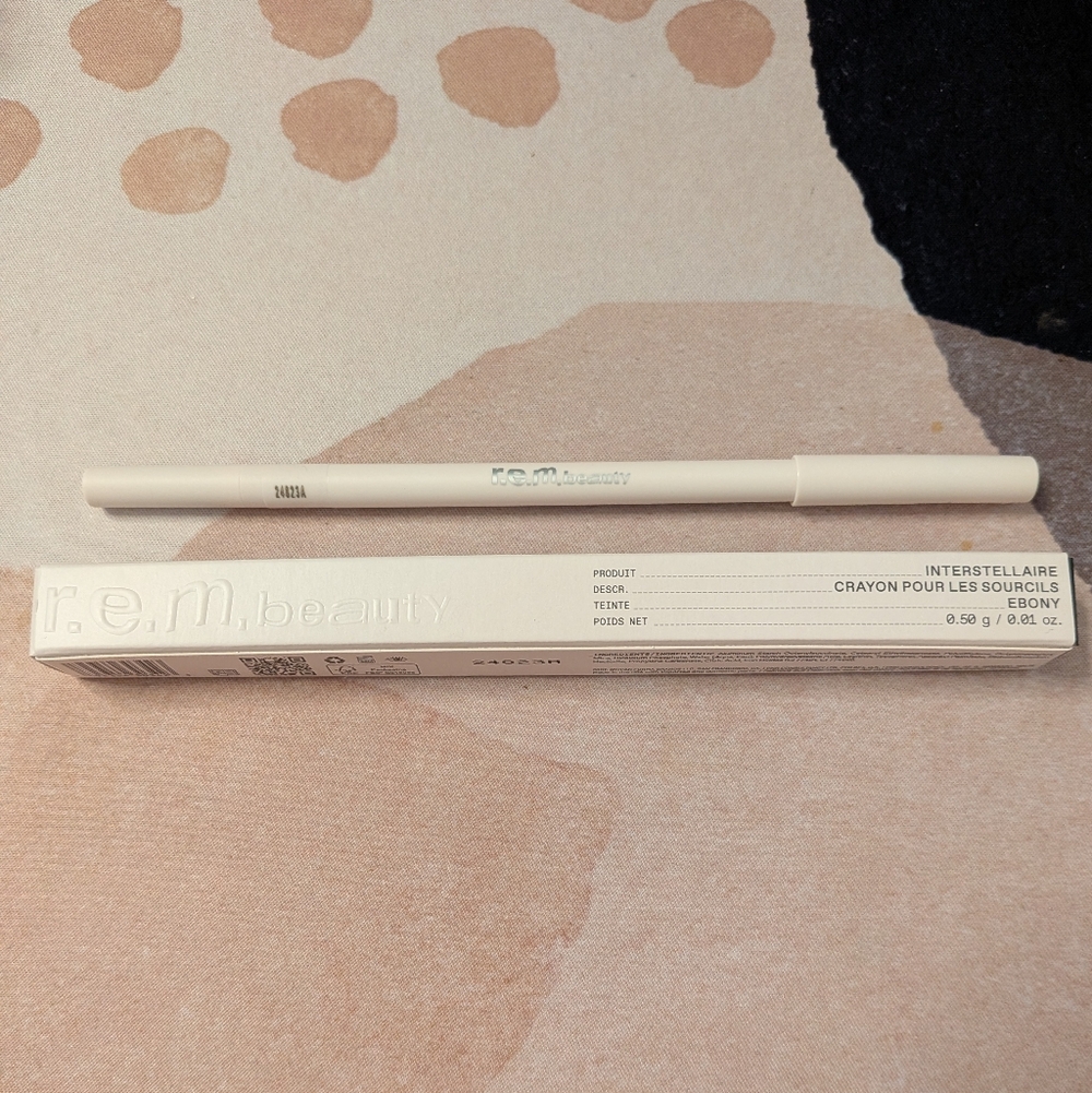 R.E.M. Beauty Space Shape Brow Pencil - Ebony